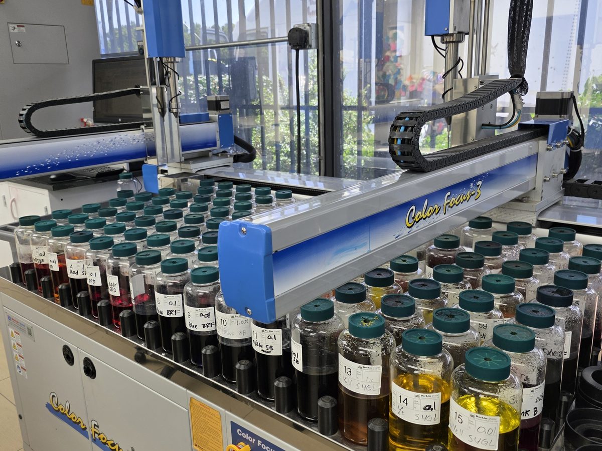 Color dosing bottles in the lab